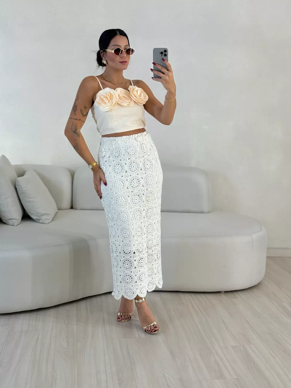 CROPPED MEL FLORES MARFIM