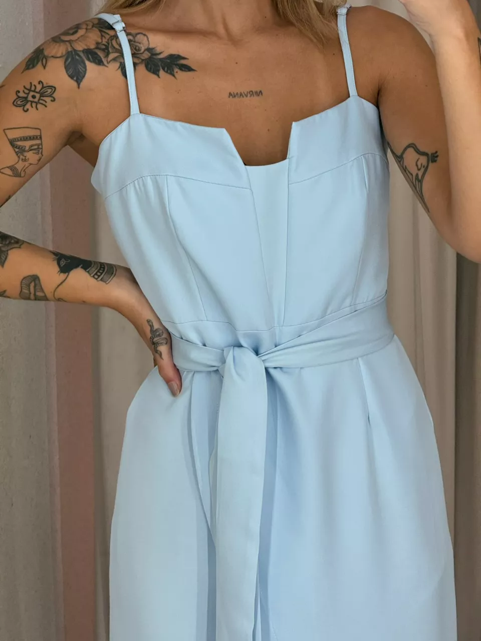 VESTIDO SIMONE MIDI BABY BLUE