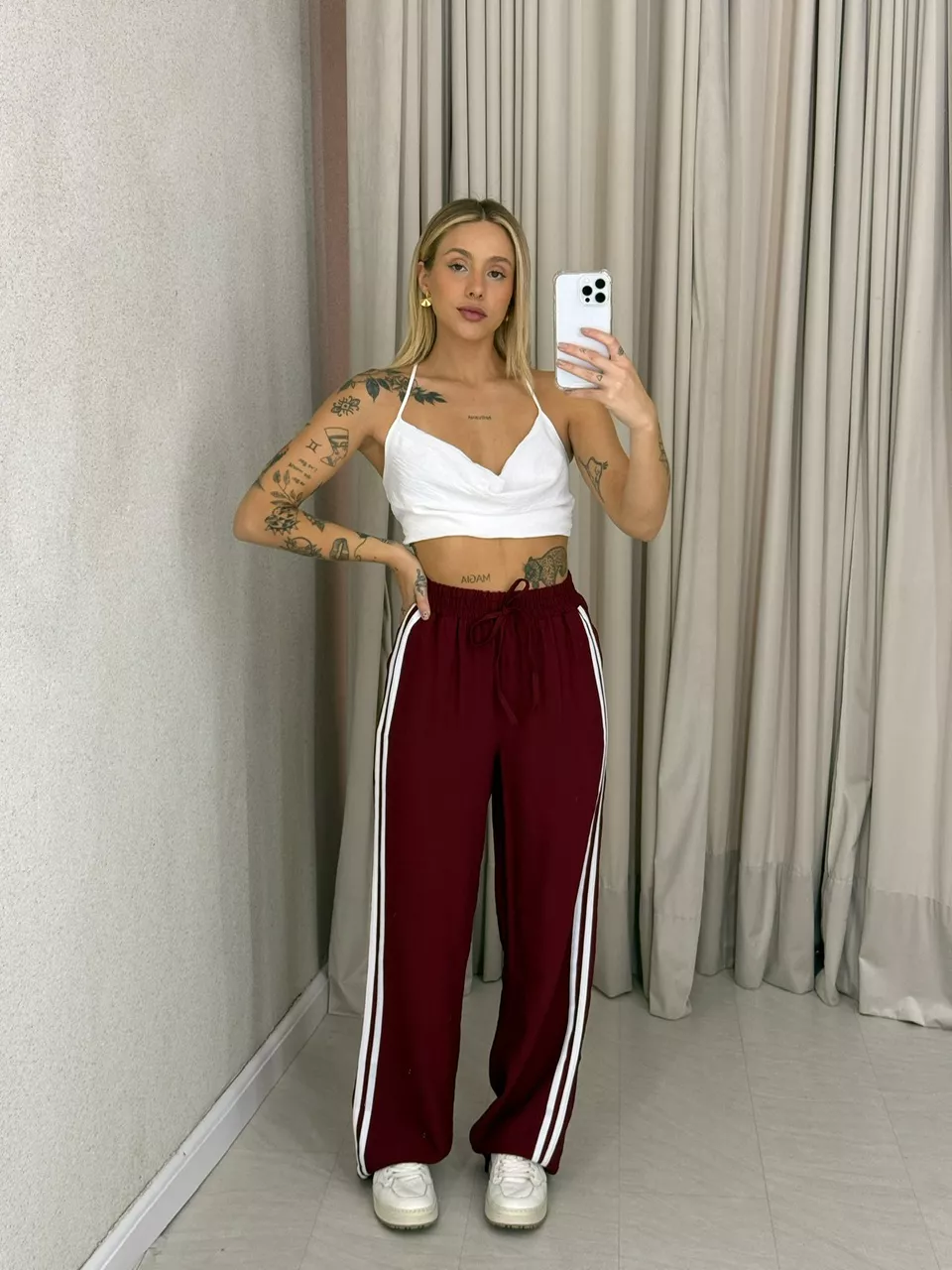 CALÇA ANA LAURA LISTRAS CHERRY RED