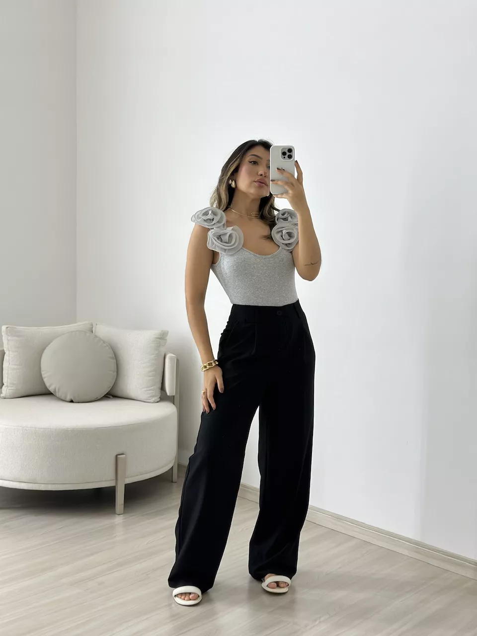 BODY DÁLIA FLOR Cinza