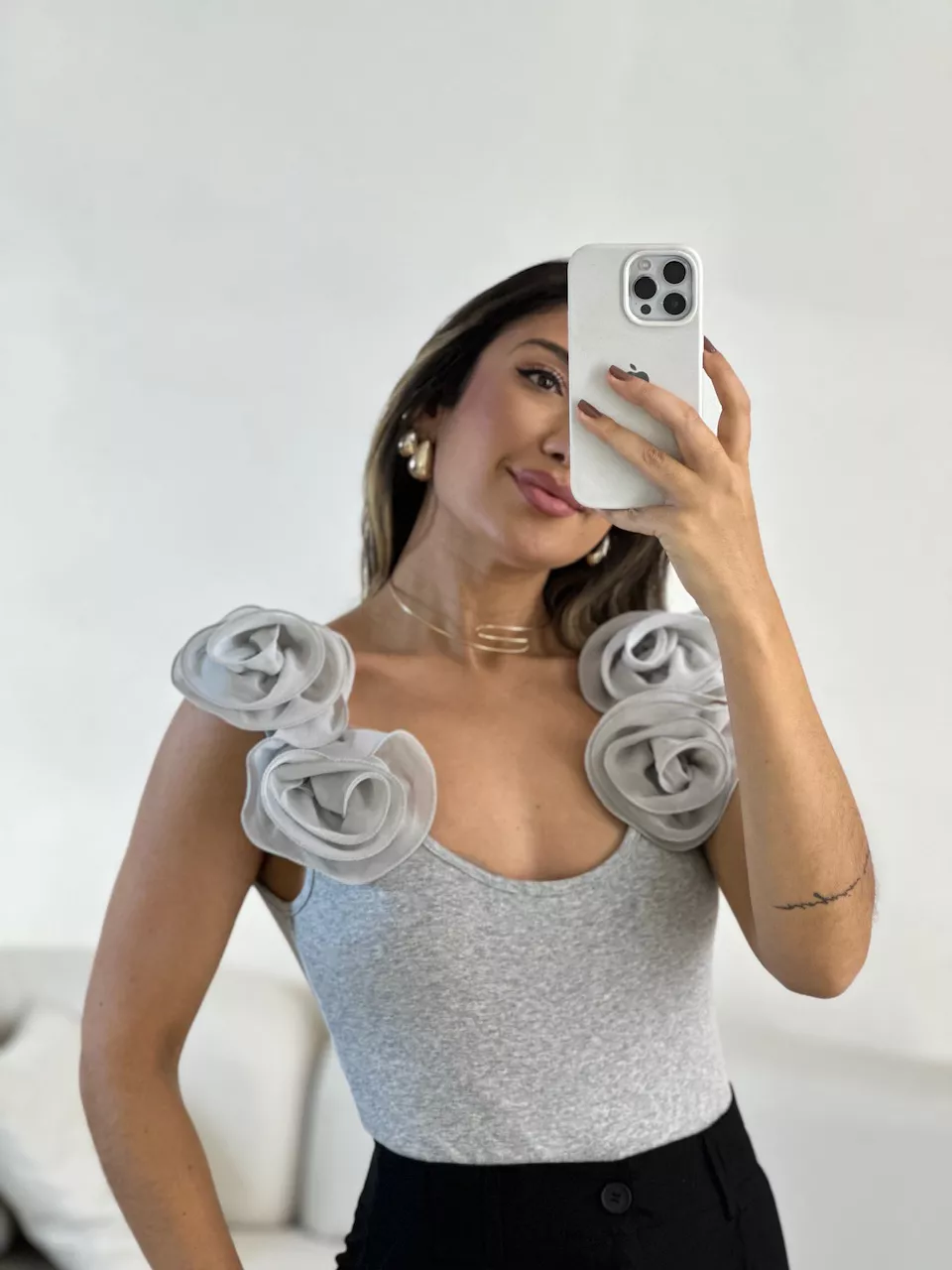 BODY DÁLIA FLOR Cinza