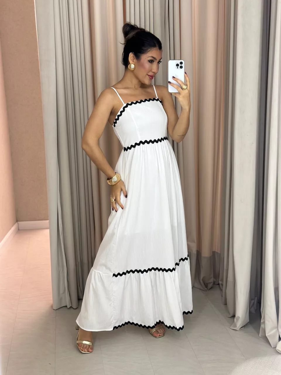 VESTIDO CÉLIA LONGUETE OFF