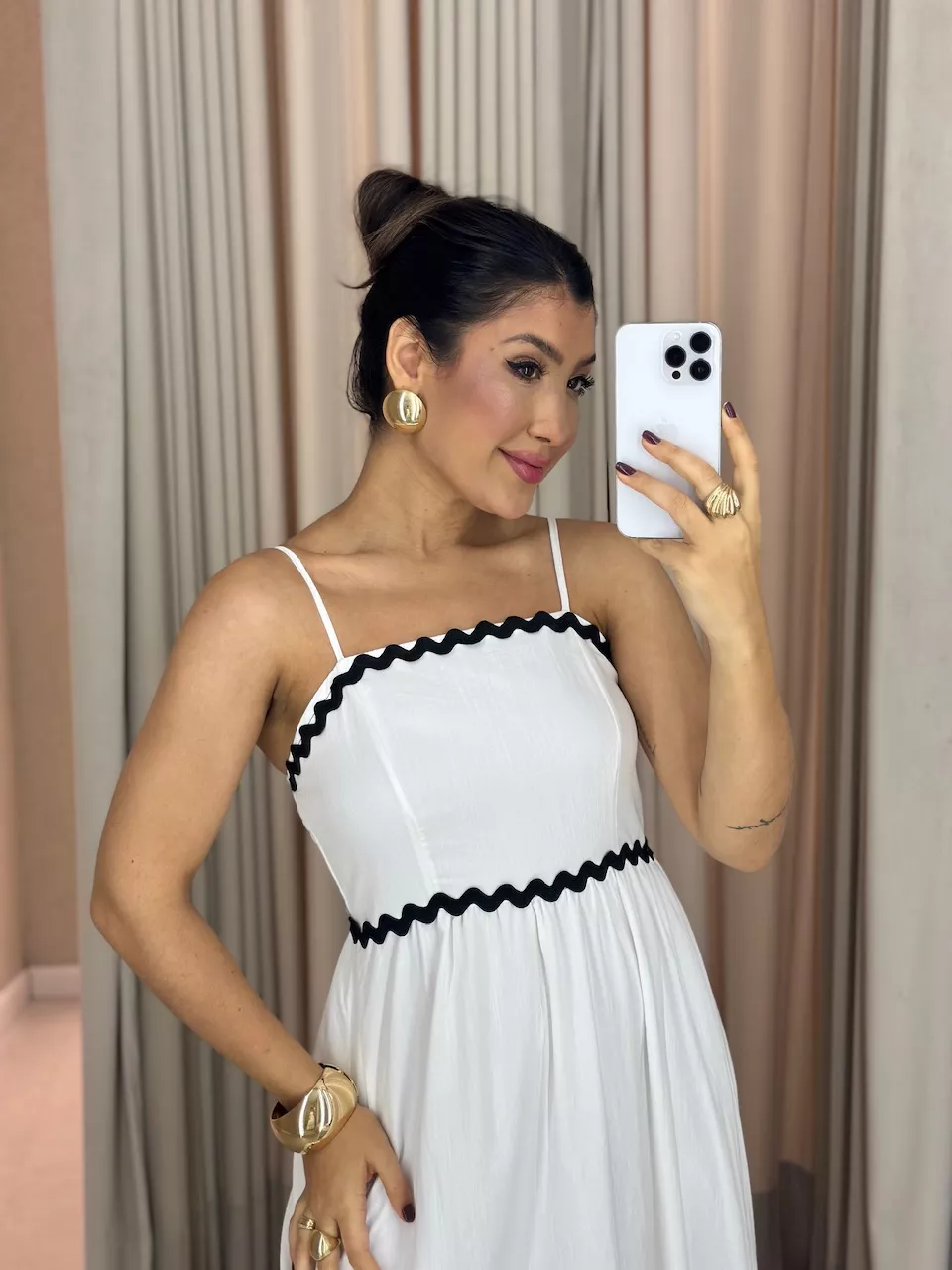 VESTIDO CÉLIA LONGUETE OFF
