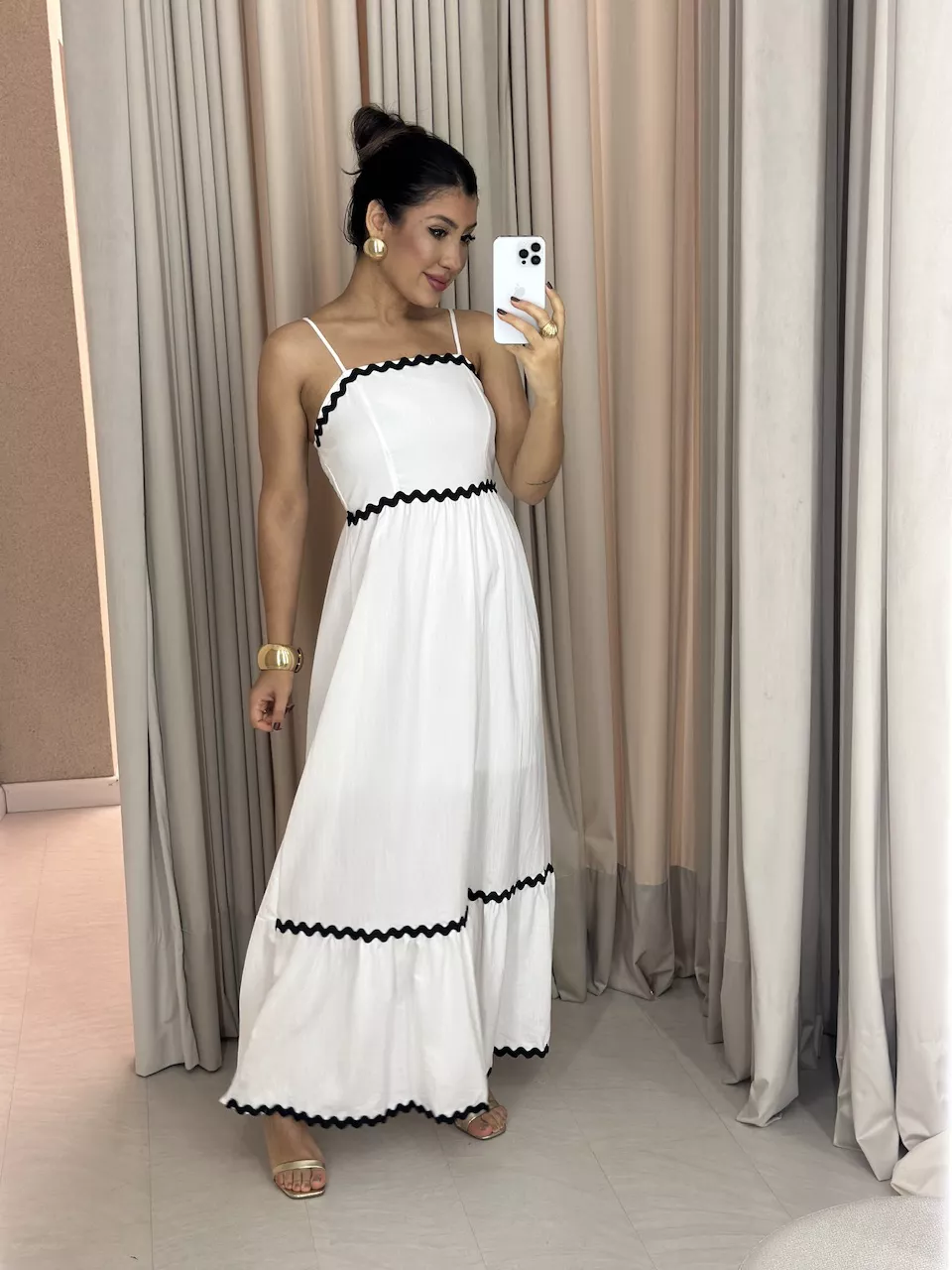 VESTIDO CÉLIA LONGUETE OFF