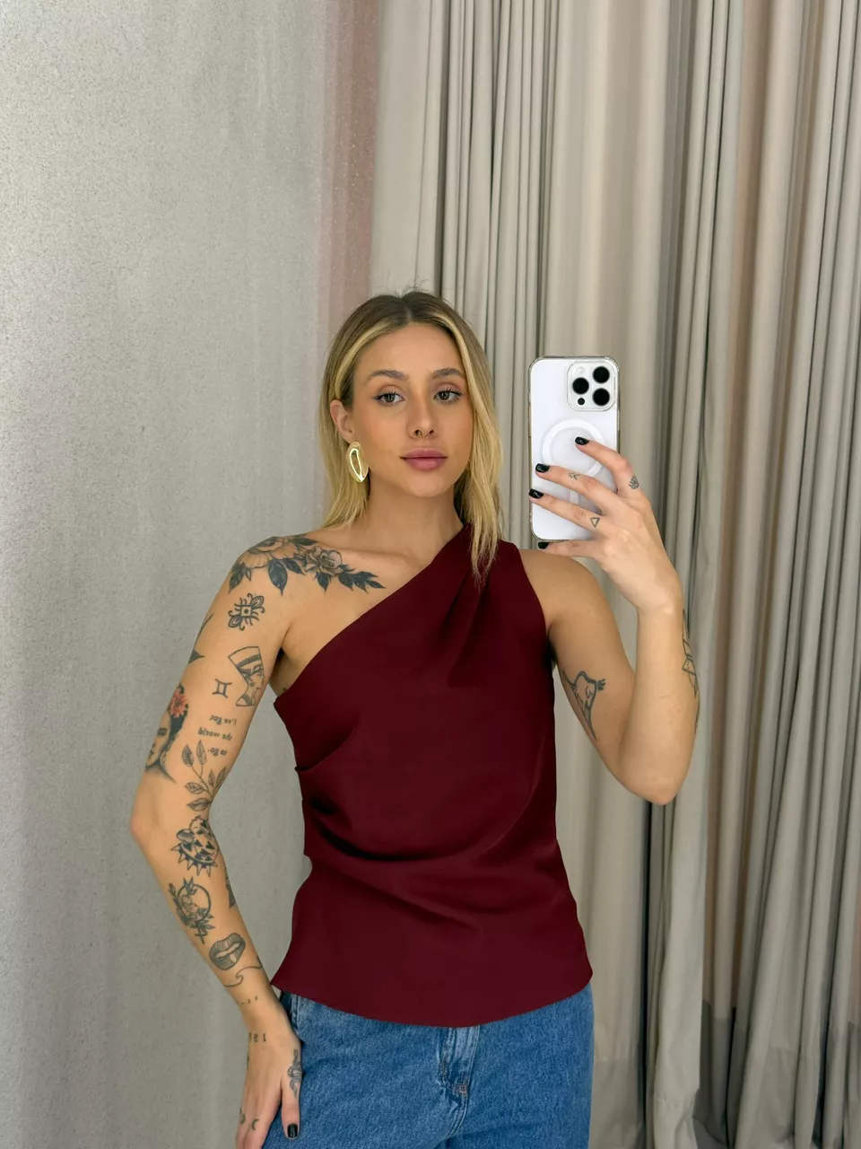 BLUSA JUDITE NULA MANGA VINHO - 0063230168 - CAROLLA FERRARO