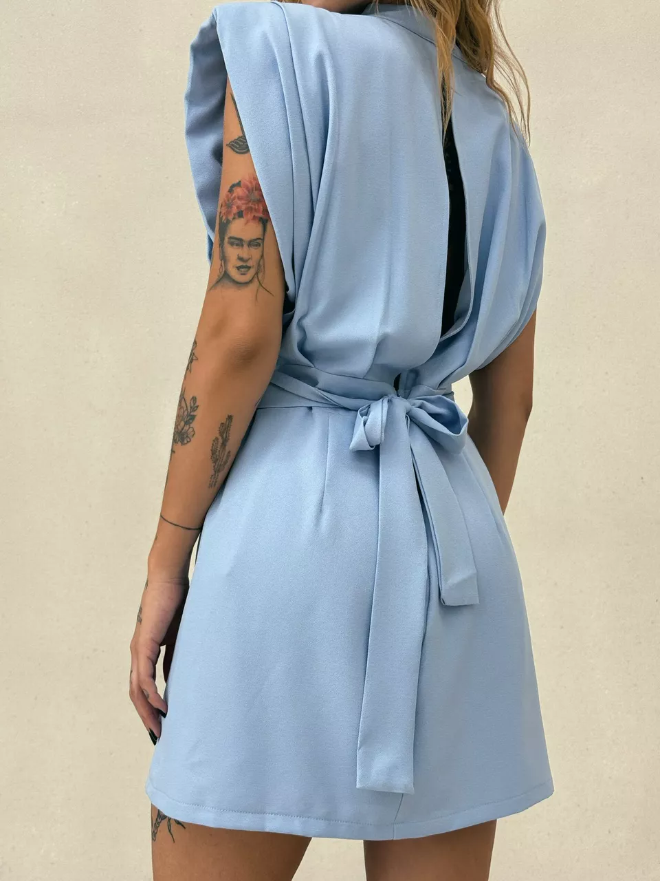 VESTIDO MISLAINE MUSCLE AZUL CLARO