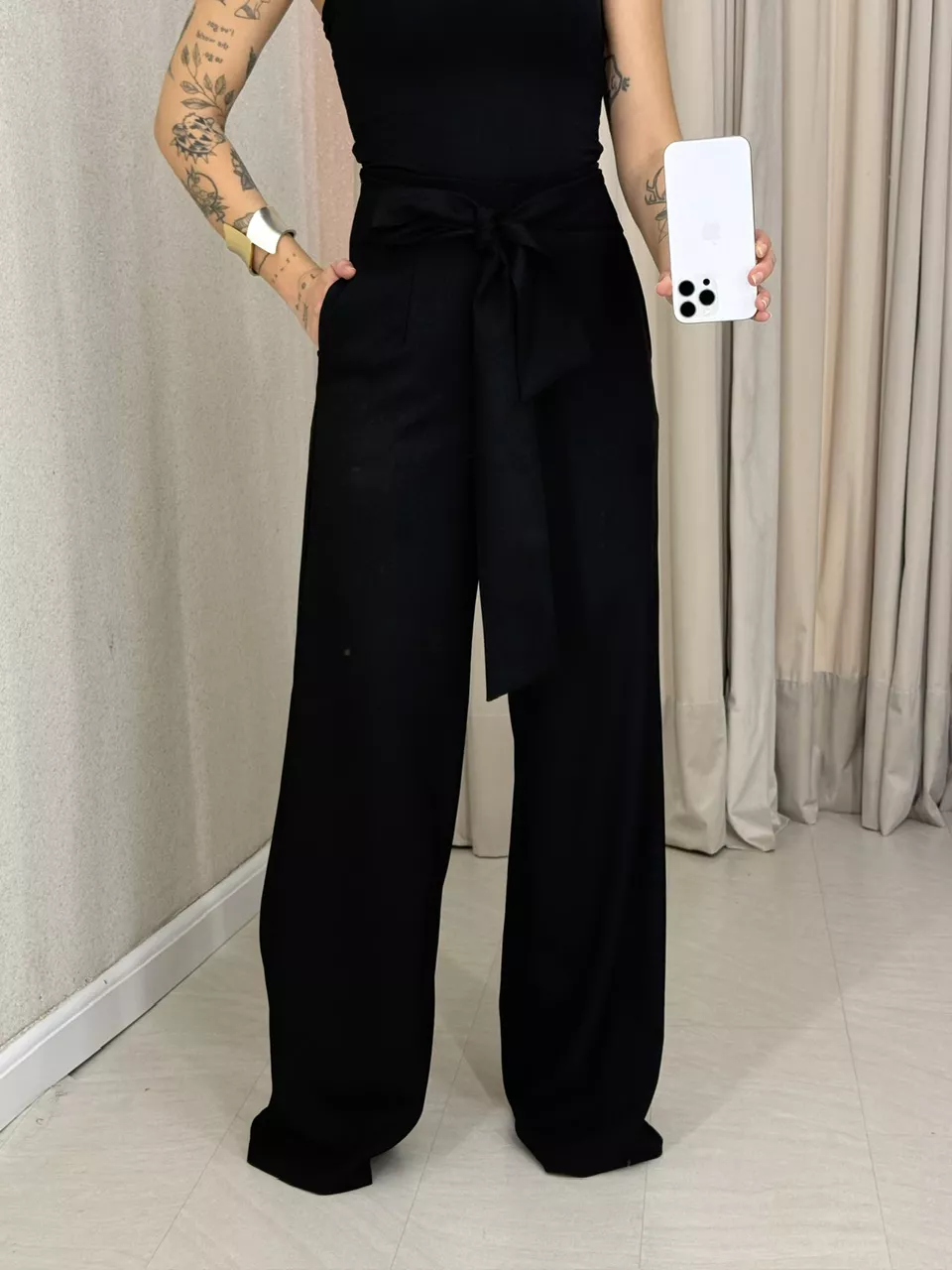 CALÇA CHARLOTTE AMARRAÇÃO PRETO - 0064130032 - CAROLLA FERRARO