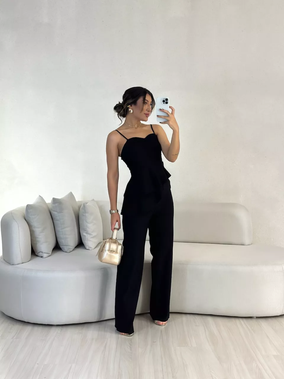 CONJUNTO THAYSE ASSIMÉTRICO PRETO - 0055170032 - CAROLLA FERRARO