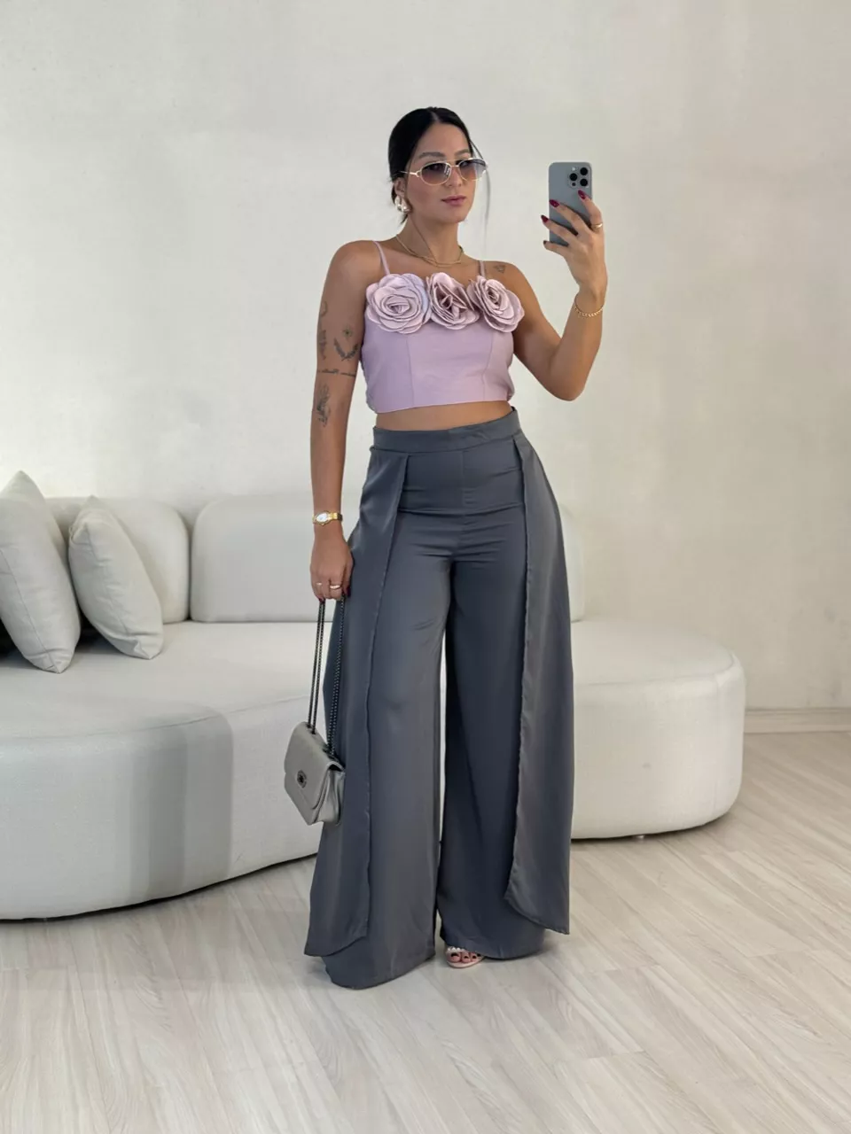 CALÇA SOFIA ACETINADA Cinza - 0056240091 - CAROLLA FERRARO