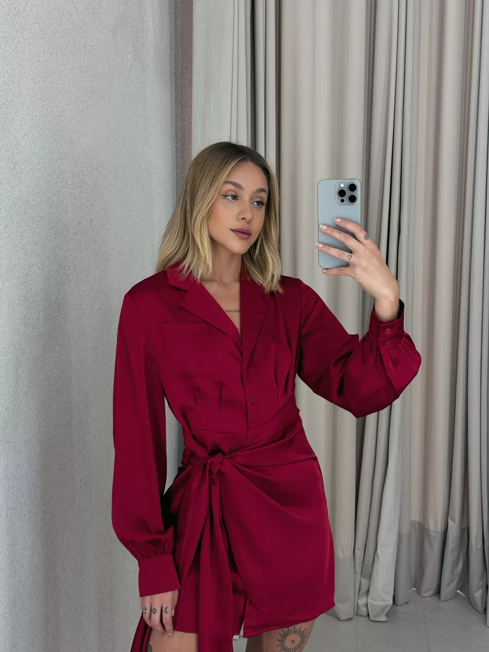 VESTIDO RAFAELA ACETINADO vermelho
