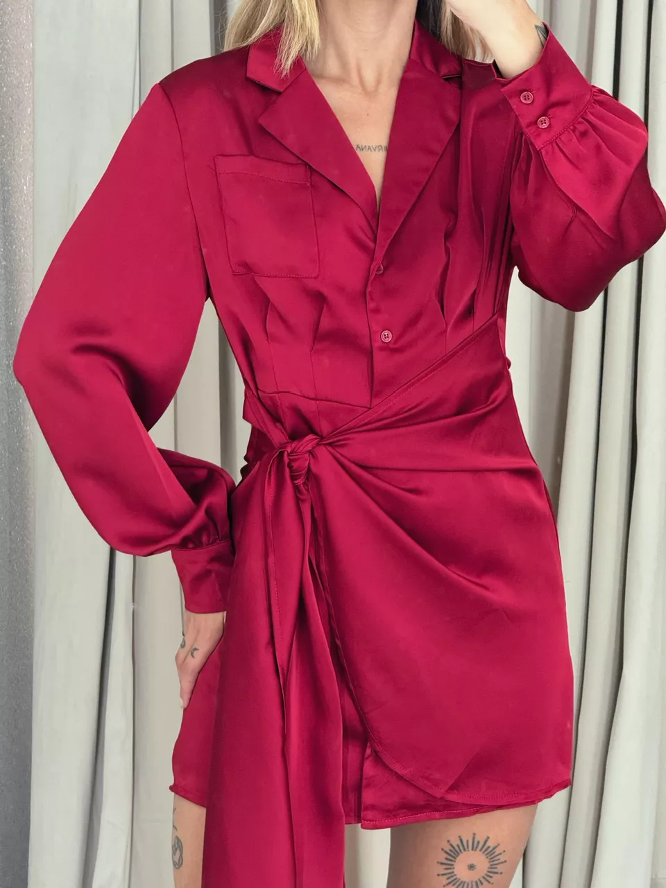 VESTIDO RAFAELA ACETINADO vermelho