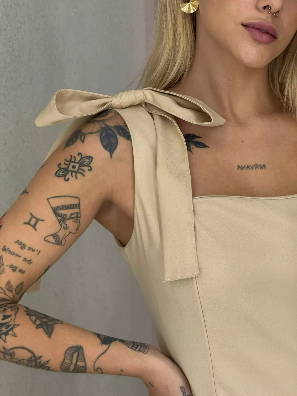 VESTIDO SAMANTA LAÇO Nude