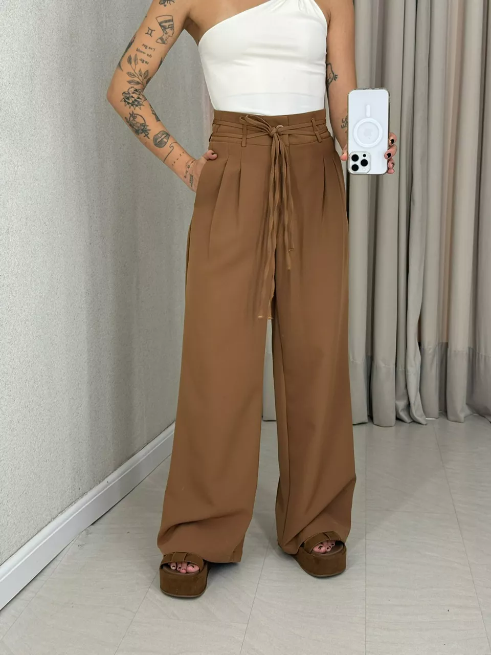 CALÇA YASMIN PANTALONA CAPUCCINO - 0063320125 - CAROLLA FERRARO