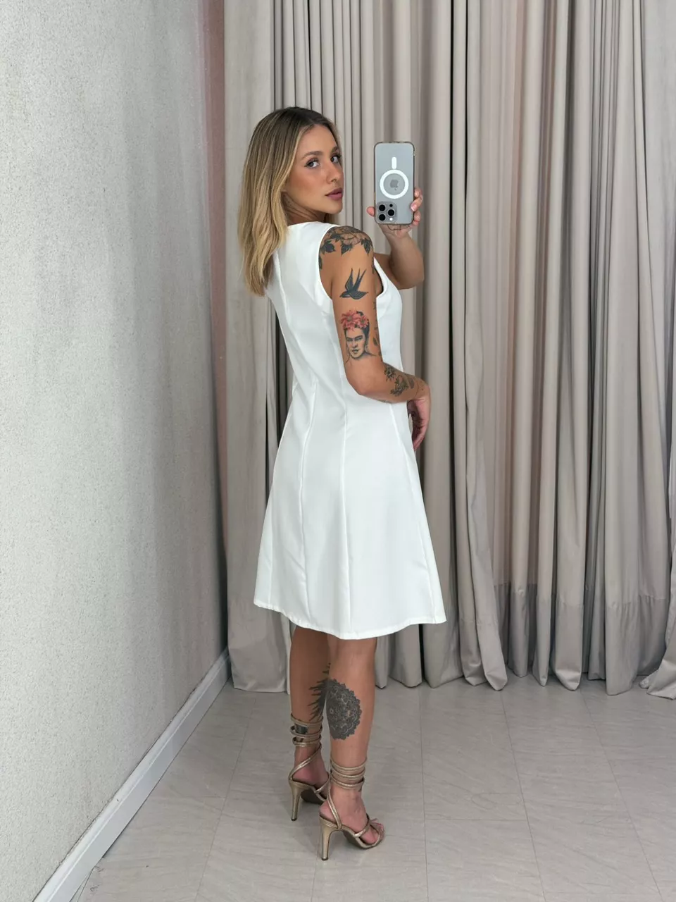 VESTIDO MARIA FLOR CAVADO OFF