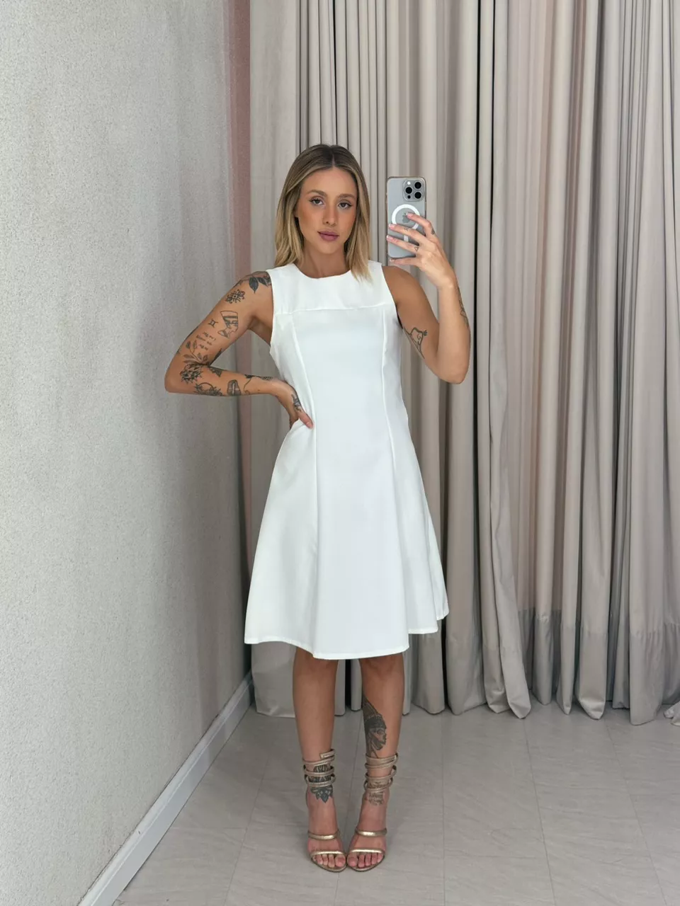 VESTIDO MARIA FLOR CAVADO OFF