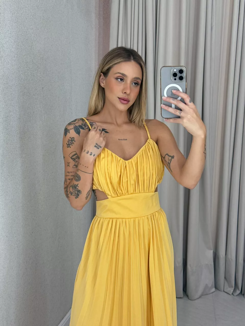 VESTIDO ZARA PLISSADO MOSTARDA