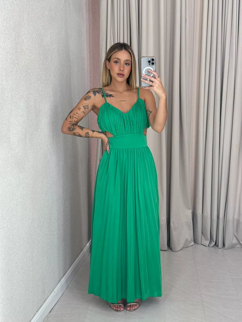 VESTIDO ZARA PLISSADO VERDE