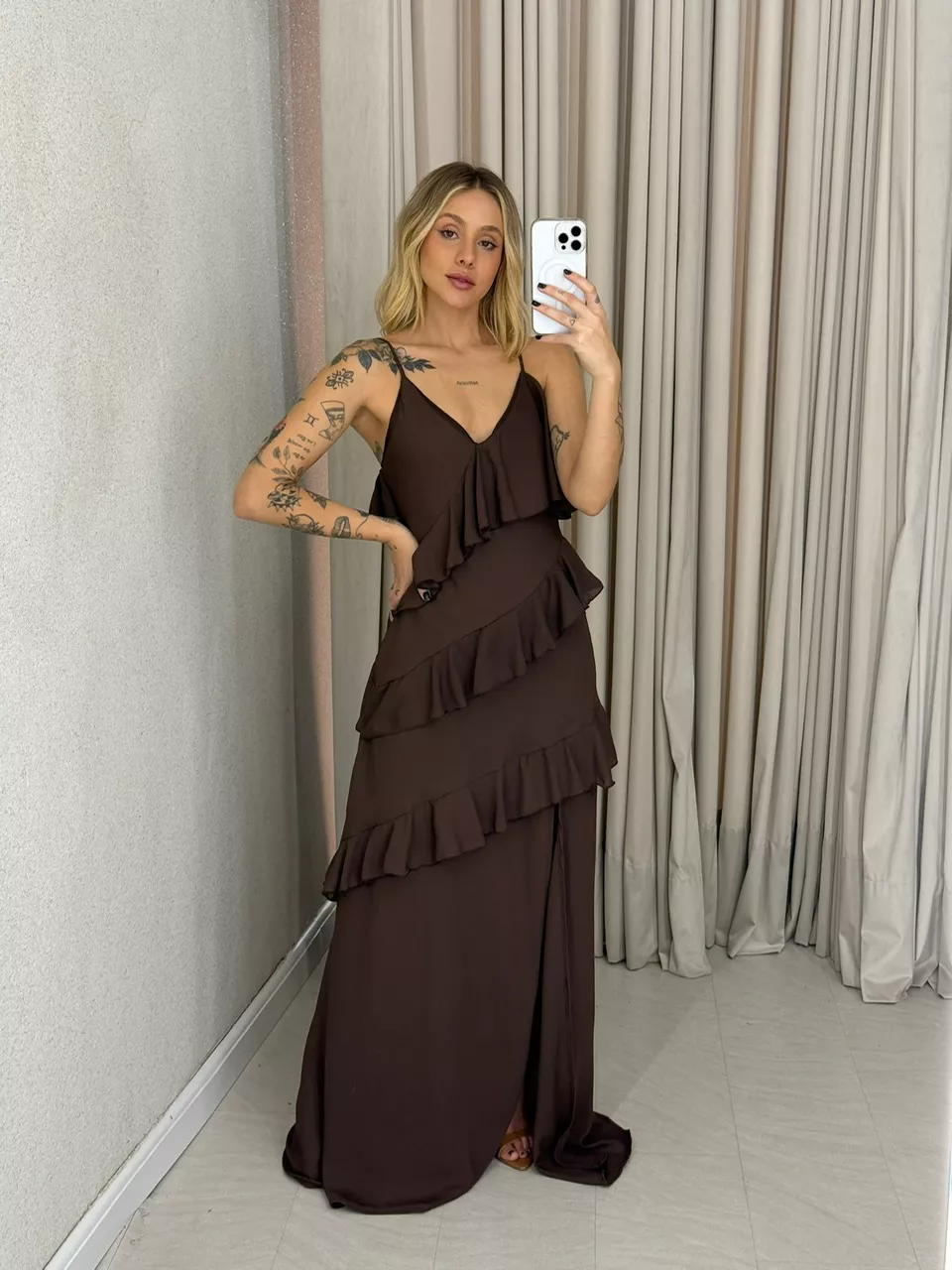 VESTIDO JAMILE LONGO MARROM - 0063360054 - CAROLLA FERRARO
