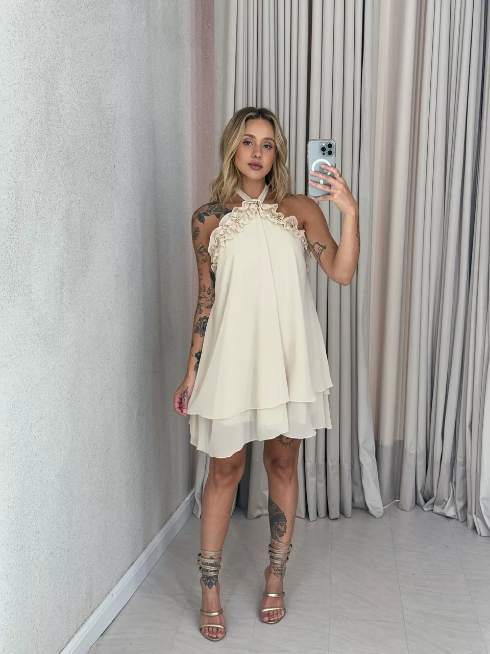 VESTIDO JULIETTE CURTO AREIA - 0058320110 - CAROLLA FERRARO