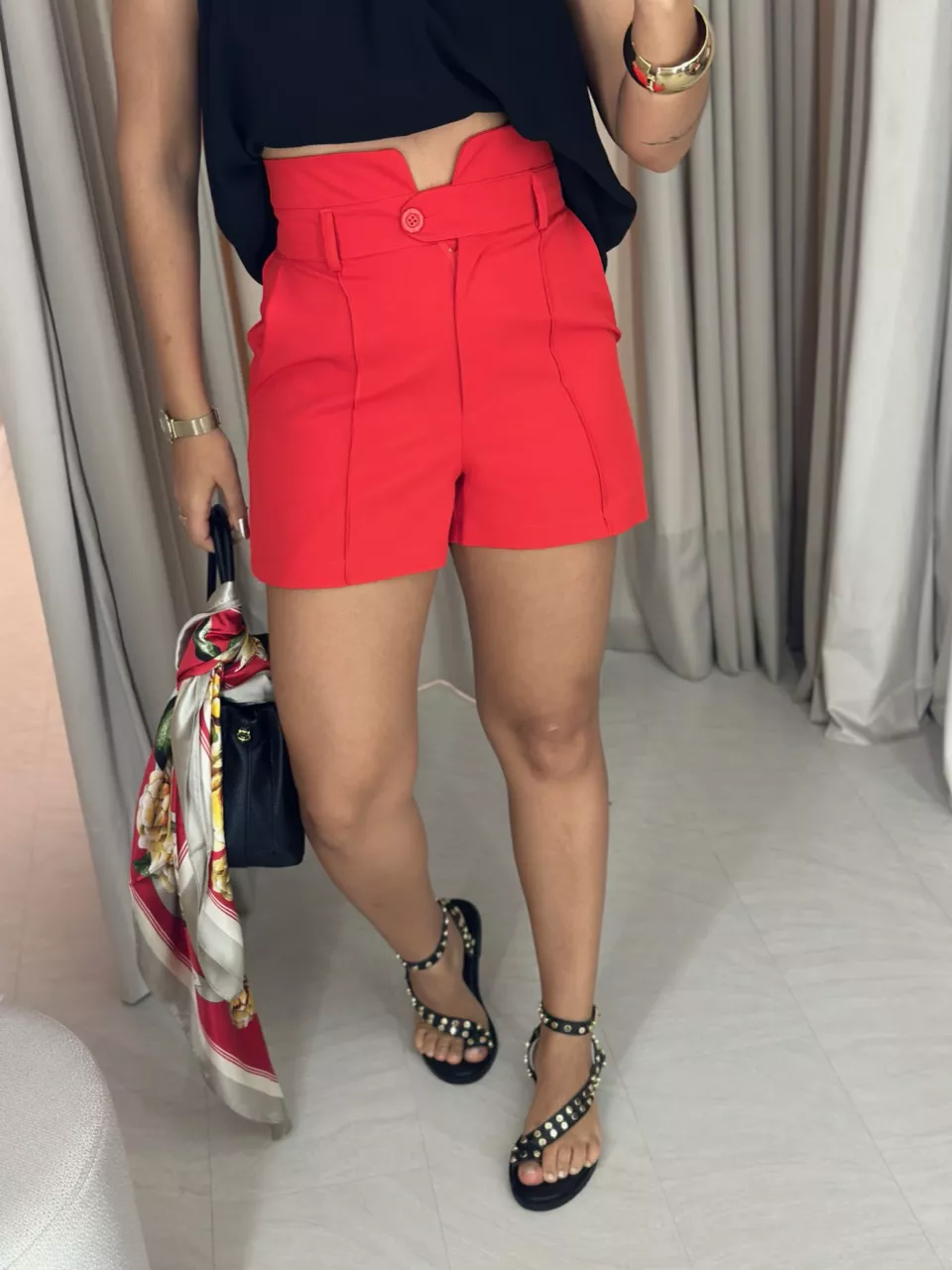 SHORT LAURA Cinto vermelho
