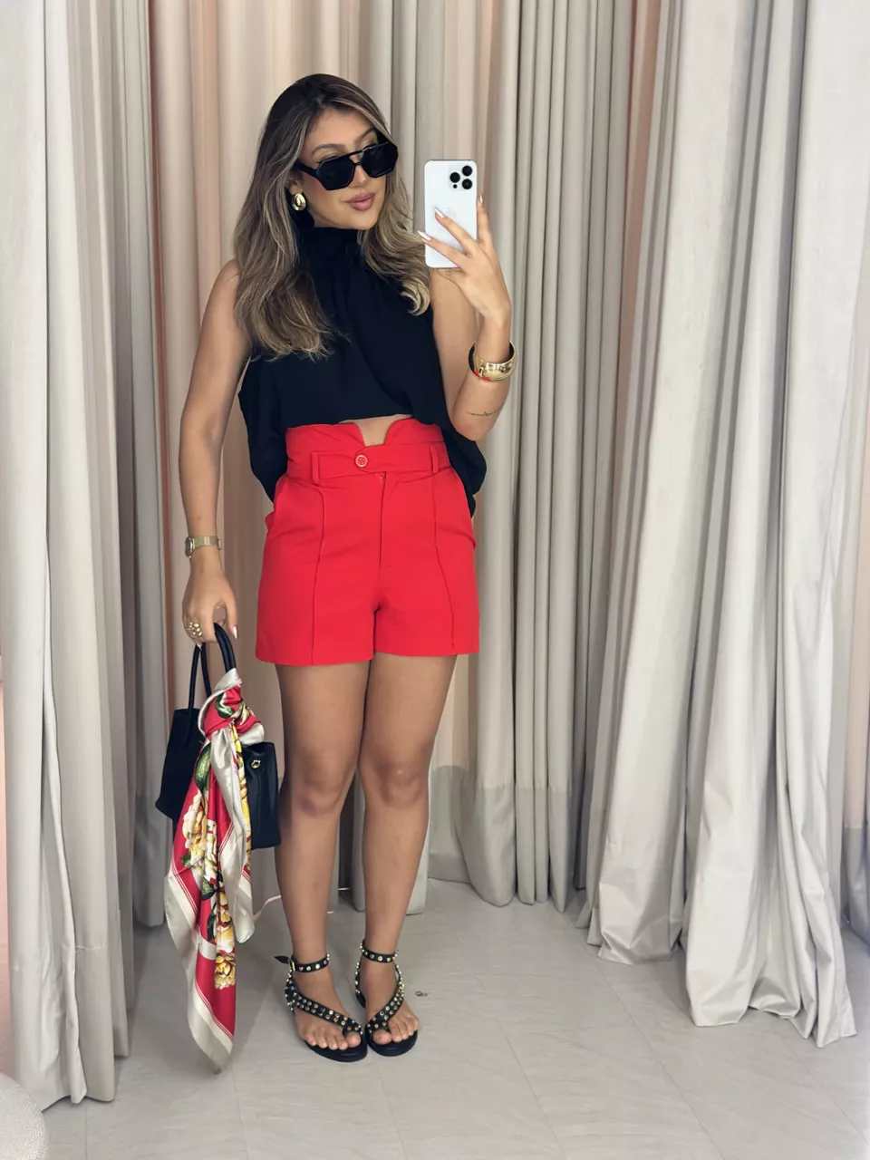 SHORT LAURA Cinto vermelho