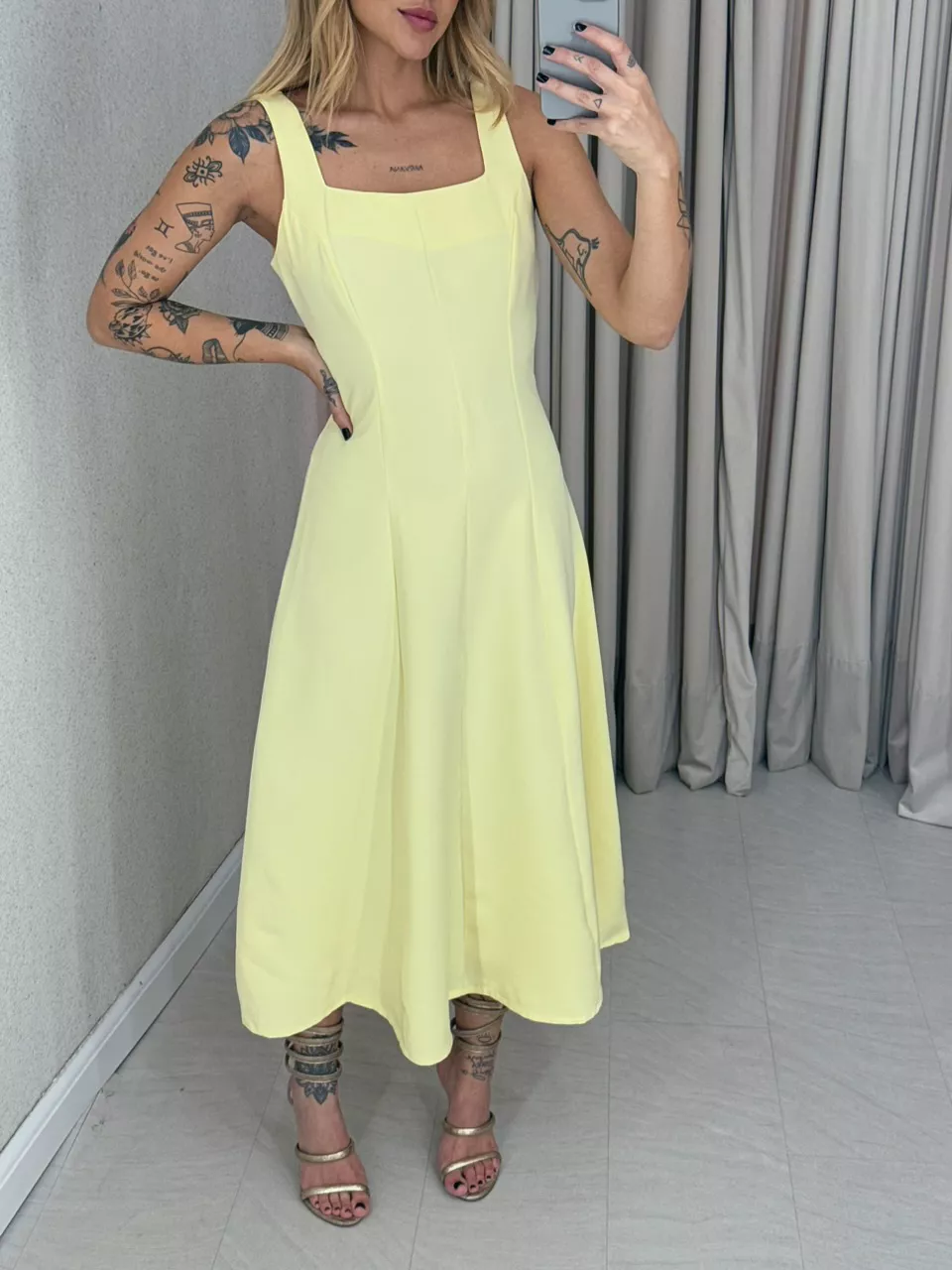 VESTIDO CAROLINE MIDI Amarelo
