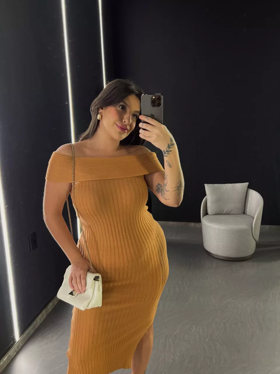 VESTIDO GOLA VIRADA CARAMELO
