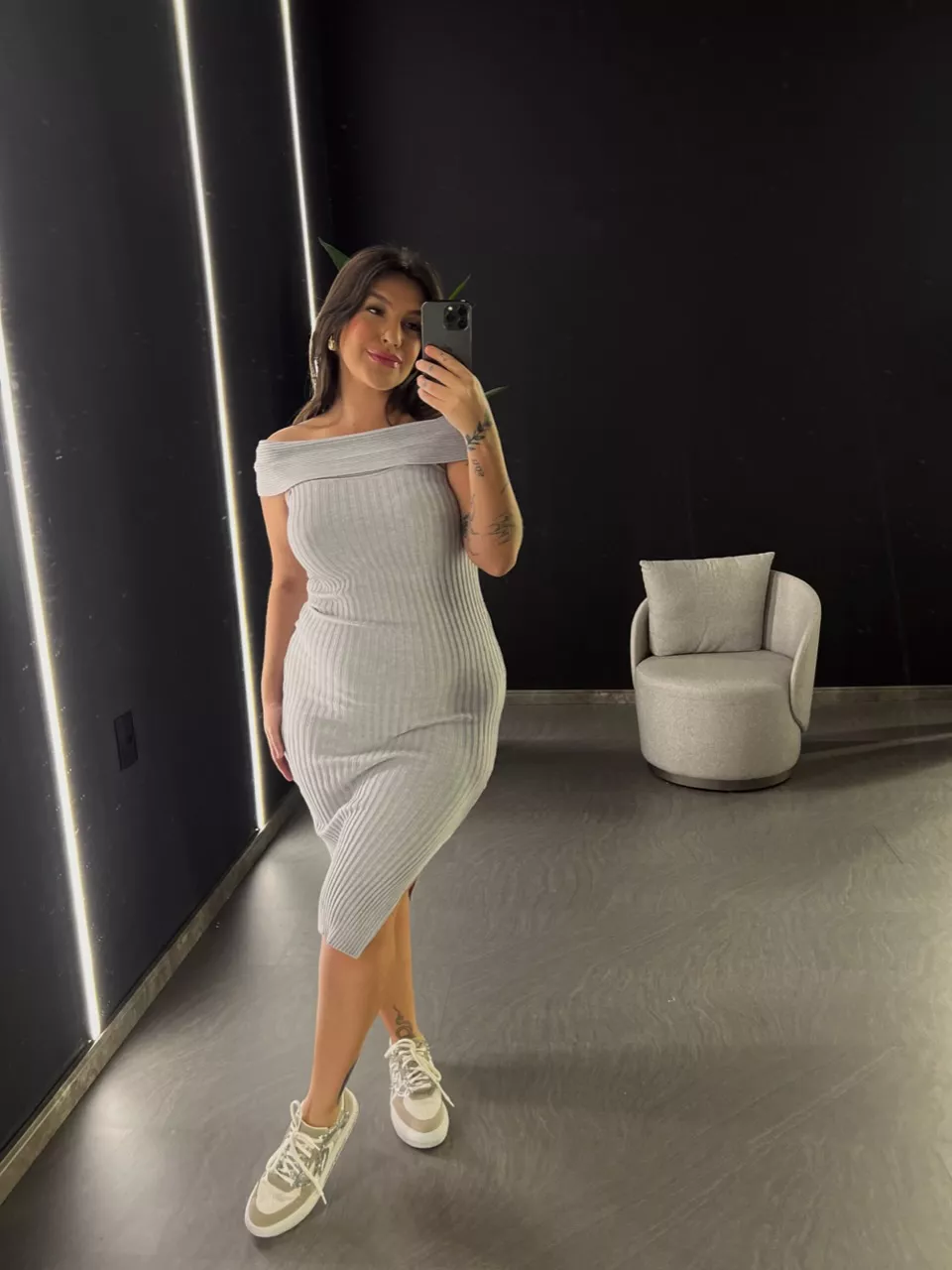VESTIDO GOLA VIRADA CINZA