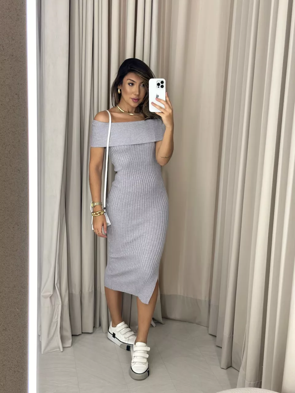 VESTIDO GOLA VIRADA CINZA