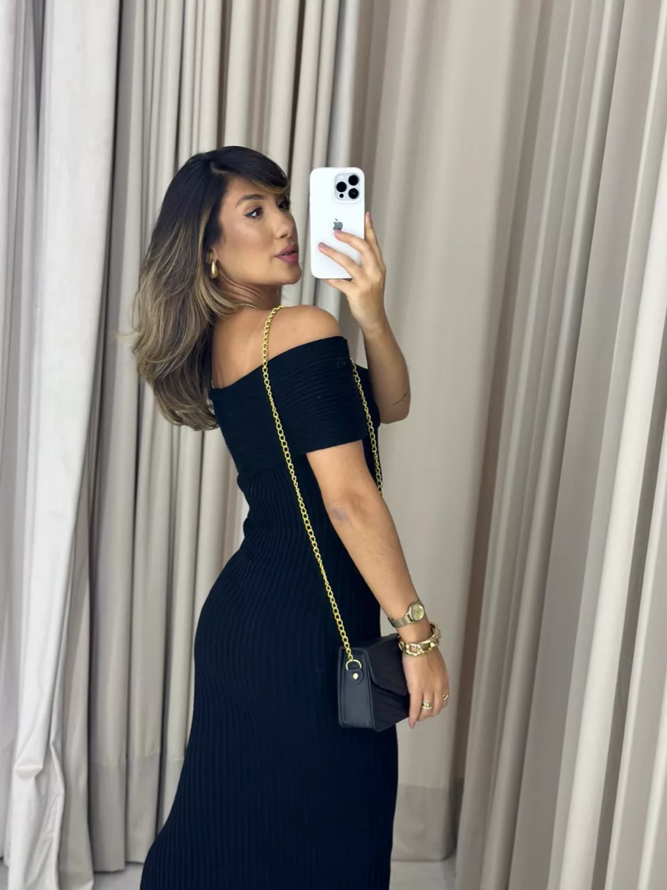 VESTIDO GOLA VIRADA PRETO