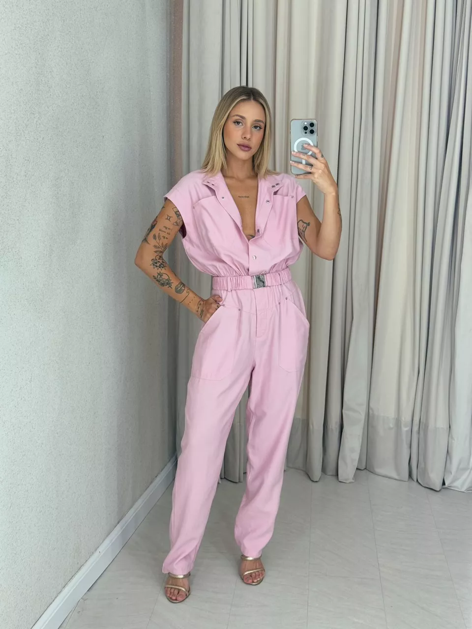 MACACÃO MICAELA CINTO Rosa - 0058520031 - CAROLLA FERRARO