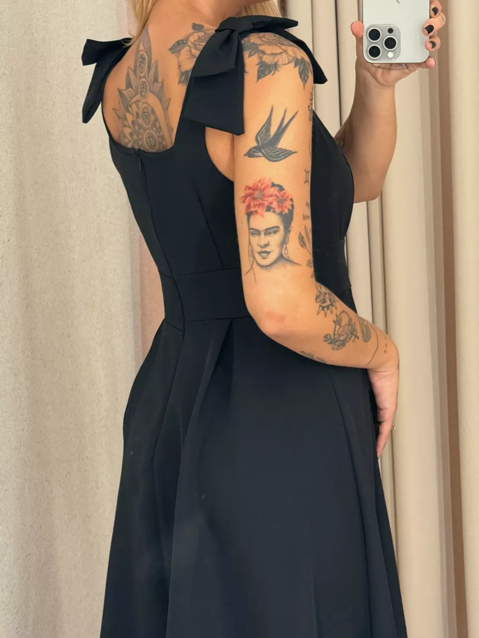 VESTIDO MARISA LAÇO PRETO