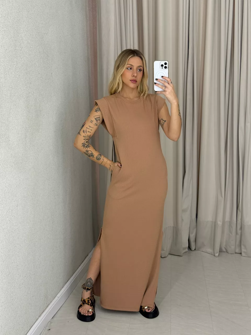 VESTIDO VERA MUSCLE NUDE - 0063490049 - CAROLLA FERRARO