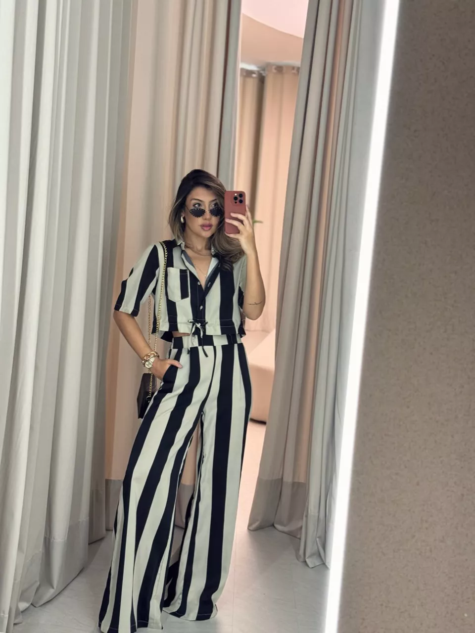 CALÇA MEG LISTRADA PRETA
