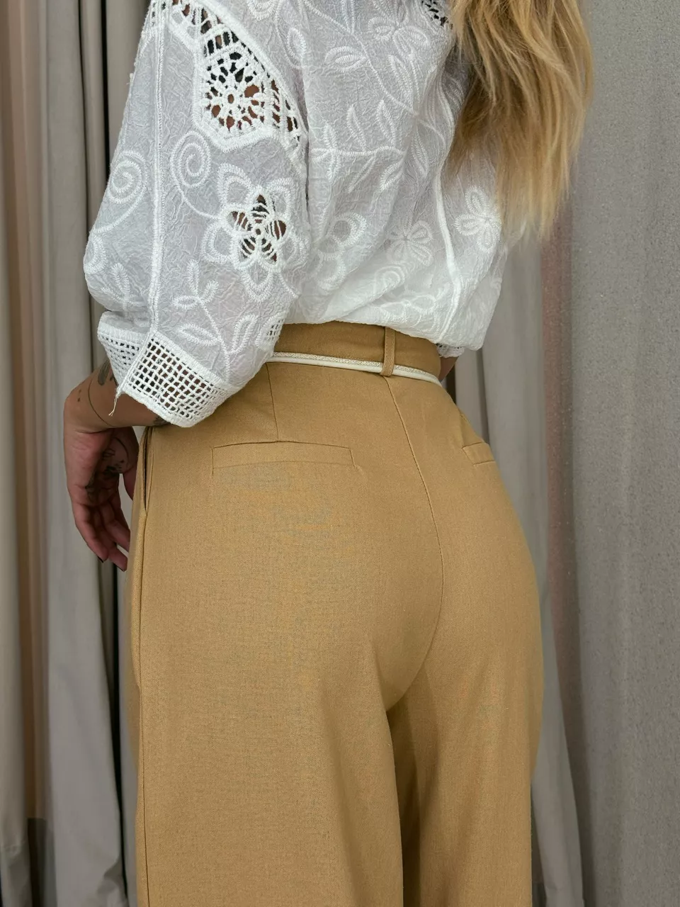 CALÇA ELOÁ LINHO NUDE