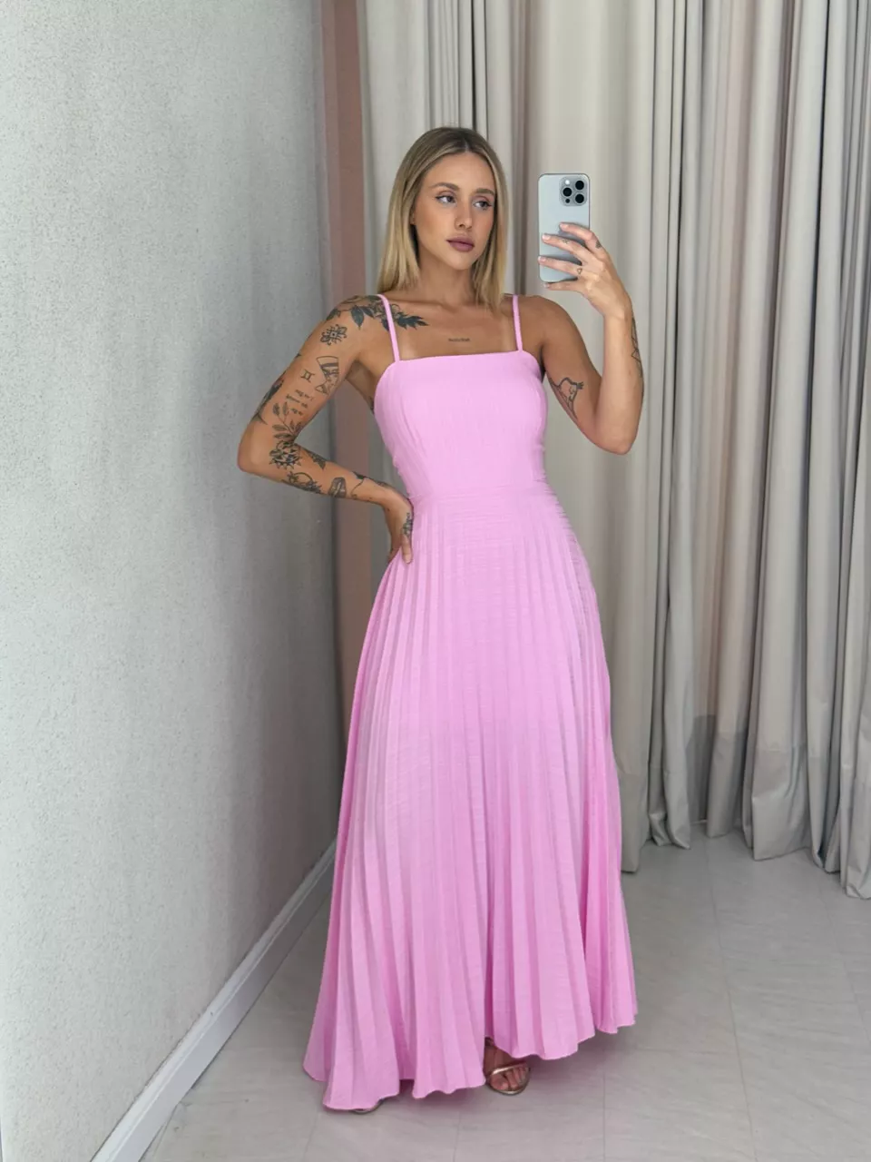 VESTIDO ALINE PLISSADO ROSA - 0058600031 - CAROLLA FERRARO