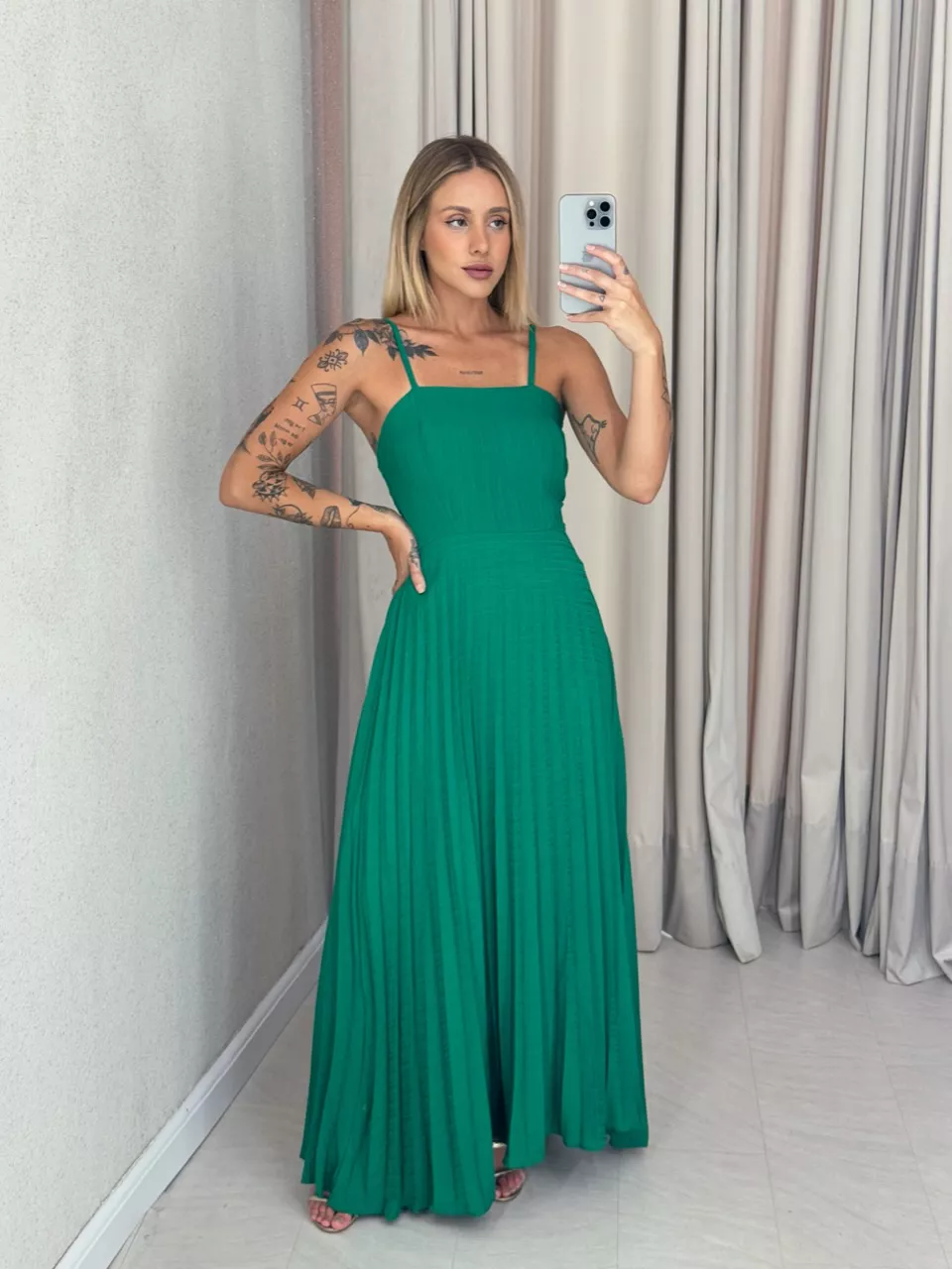 VESTIDO ALINE PLISSADO VERDE - 0058600014 - CAROLLA FERRARO