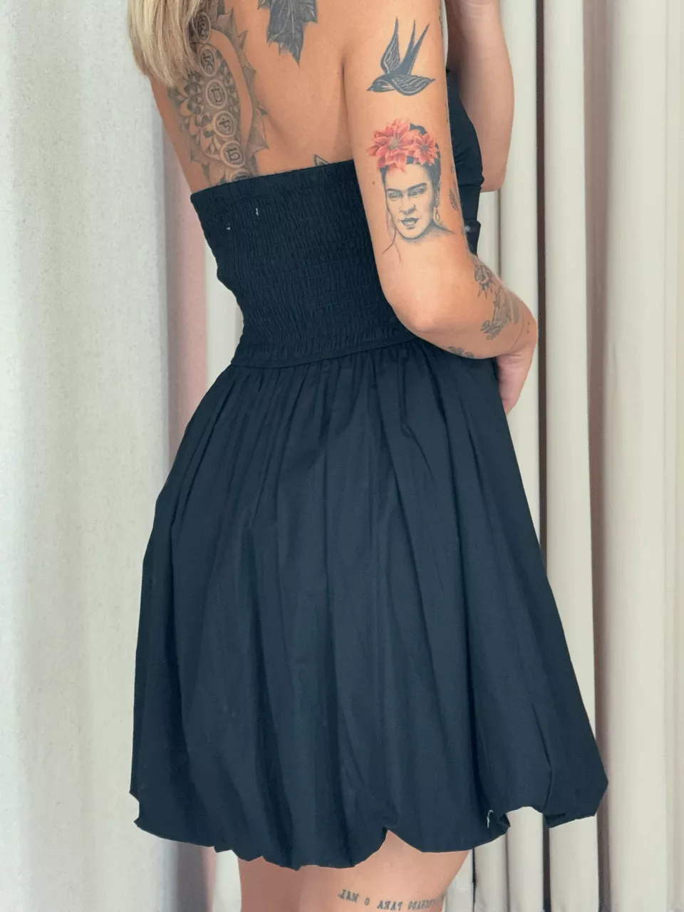 VESTIDO SAMARA BALONÊ PRETO