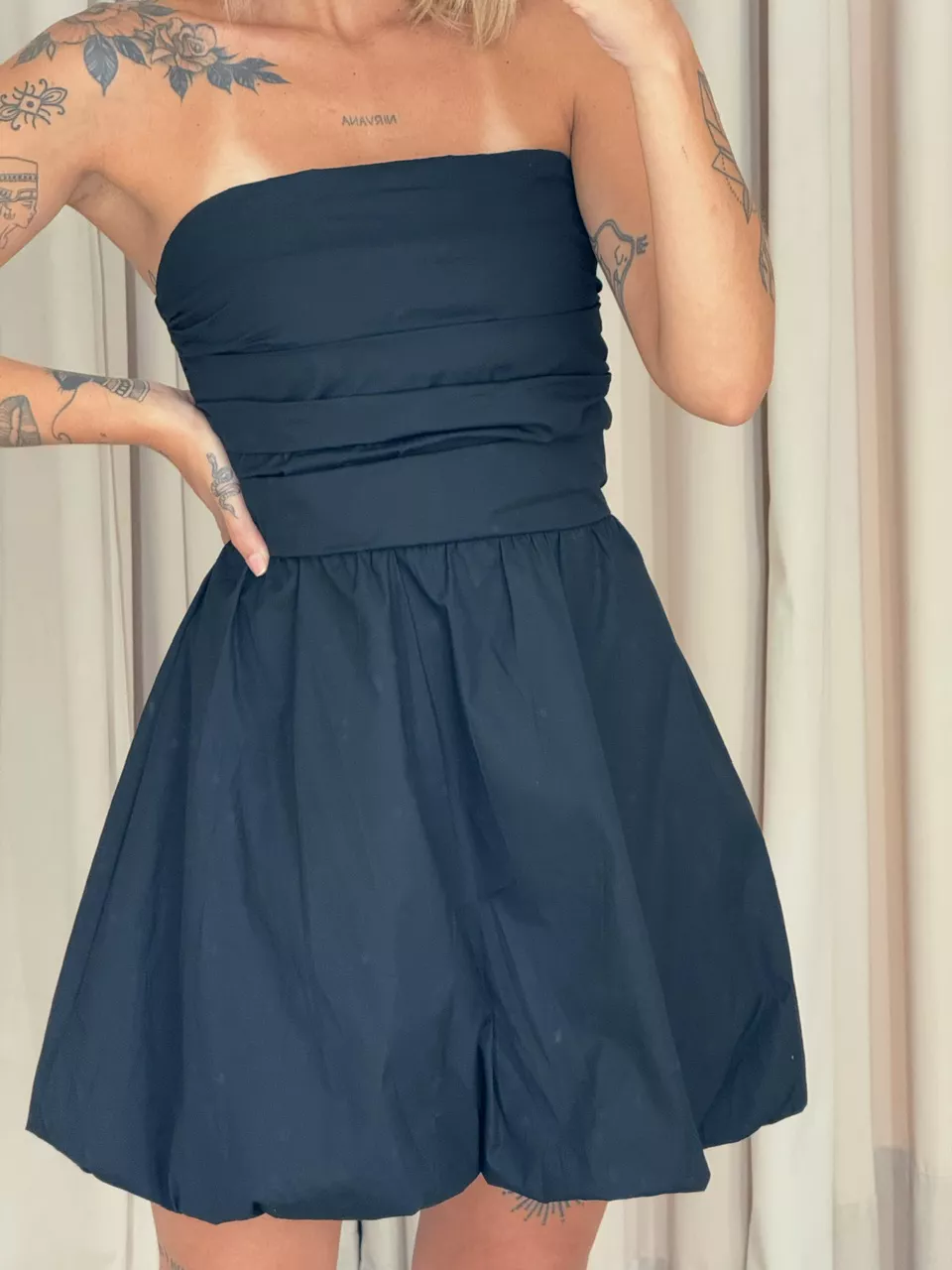 VESTIDO SAMARA BALONÊ PRETO