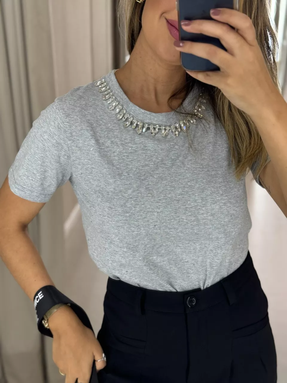 T-SHIRT STRASS CORRENTE CINZA