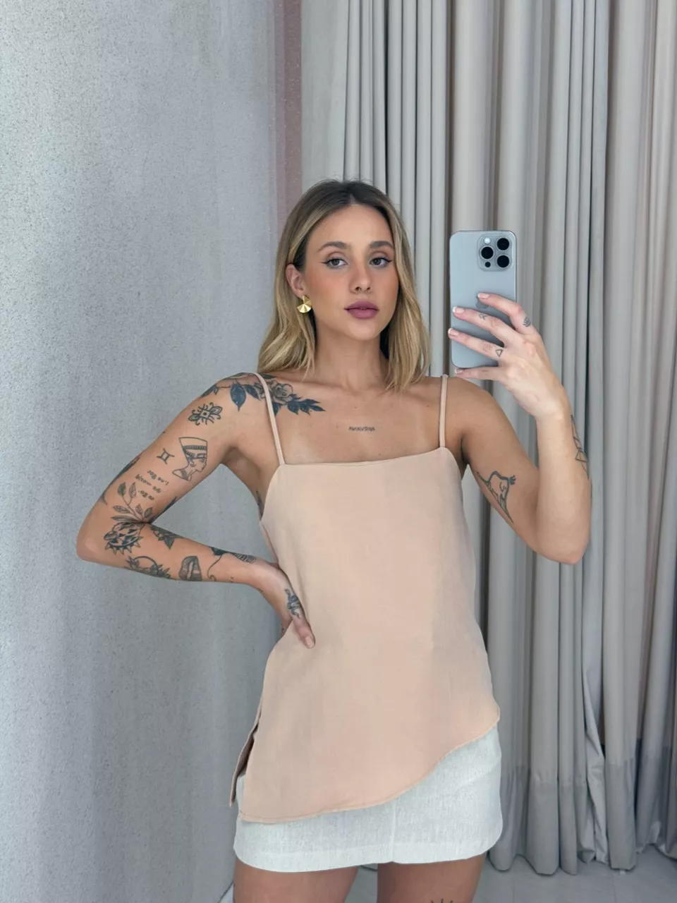 BLUSA VILMA ASSIMÉTRICA NUDE