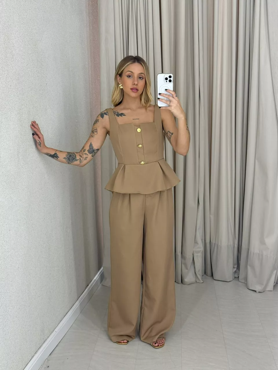 CONJUNTO CHLOE BLUSA CALÇA NUDE