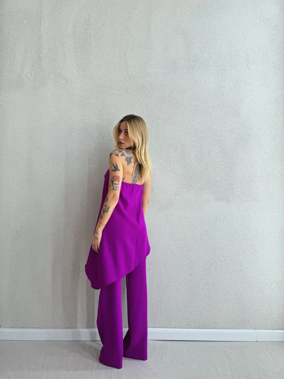 CONJUNTO MIRELLA BLUSA ASSIMÉTRICA FUCSIA