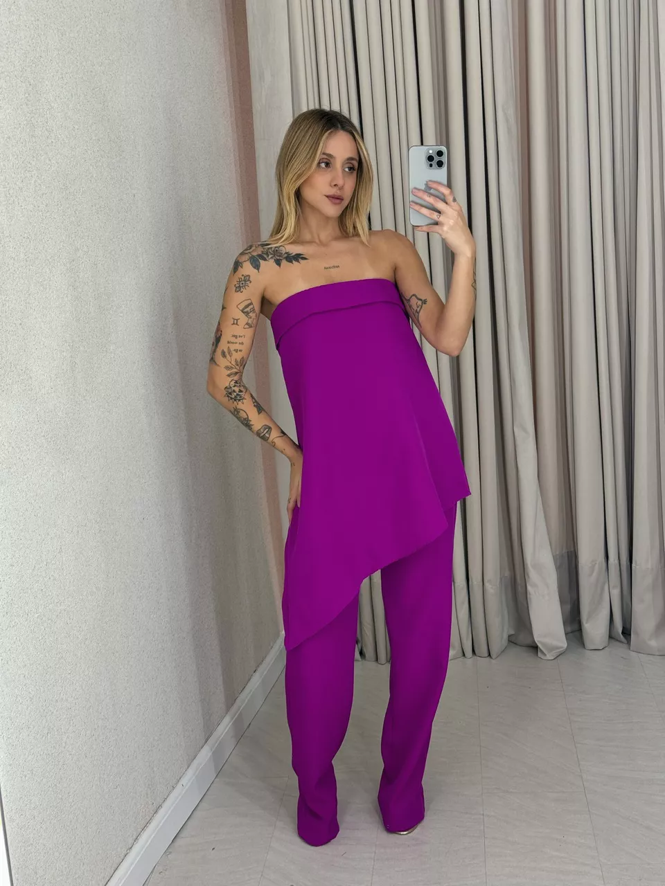 CONJUNTO MIRELLA BLUSA ASSIMÉTRICA FUCSIA