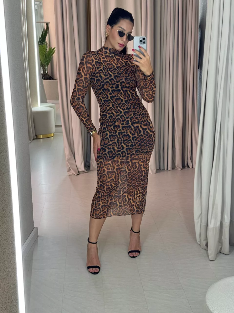 VESTIDO PIETRA TULE ONÇA
