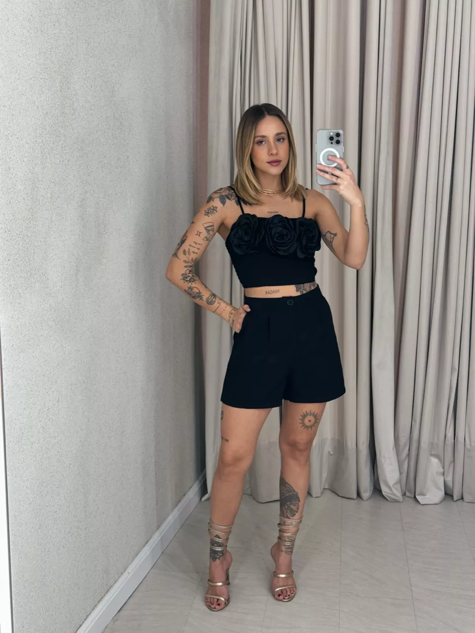 CONJUNTO LEANDRA FLOR PRETO - 0057370032 - CAROLLA FERRARO