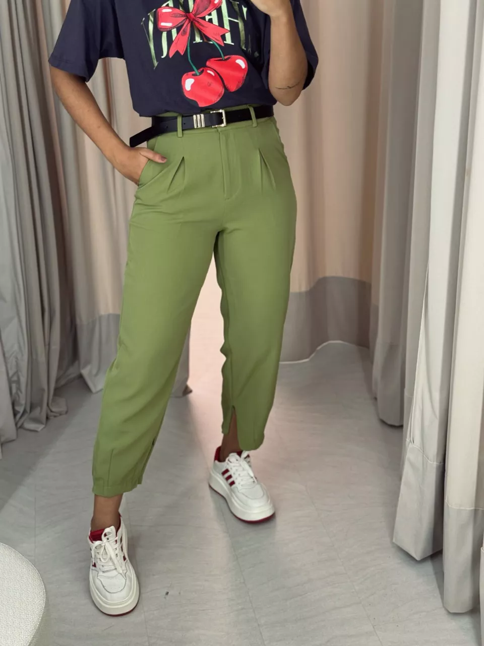 CALÇA GISELE CENOURA PISTACHE