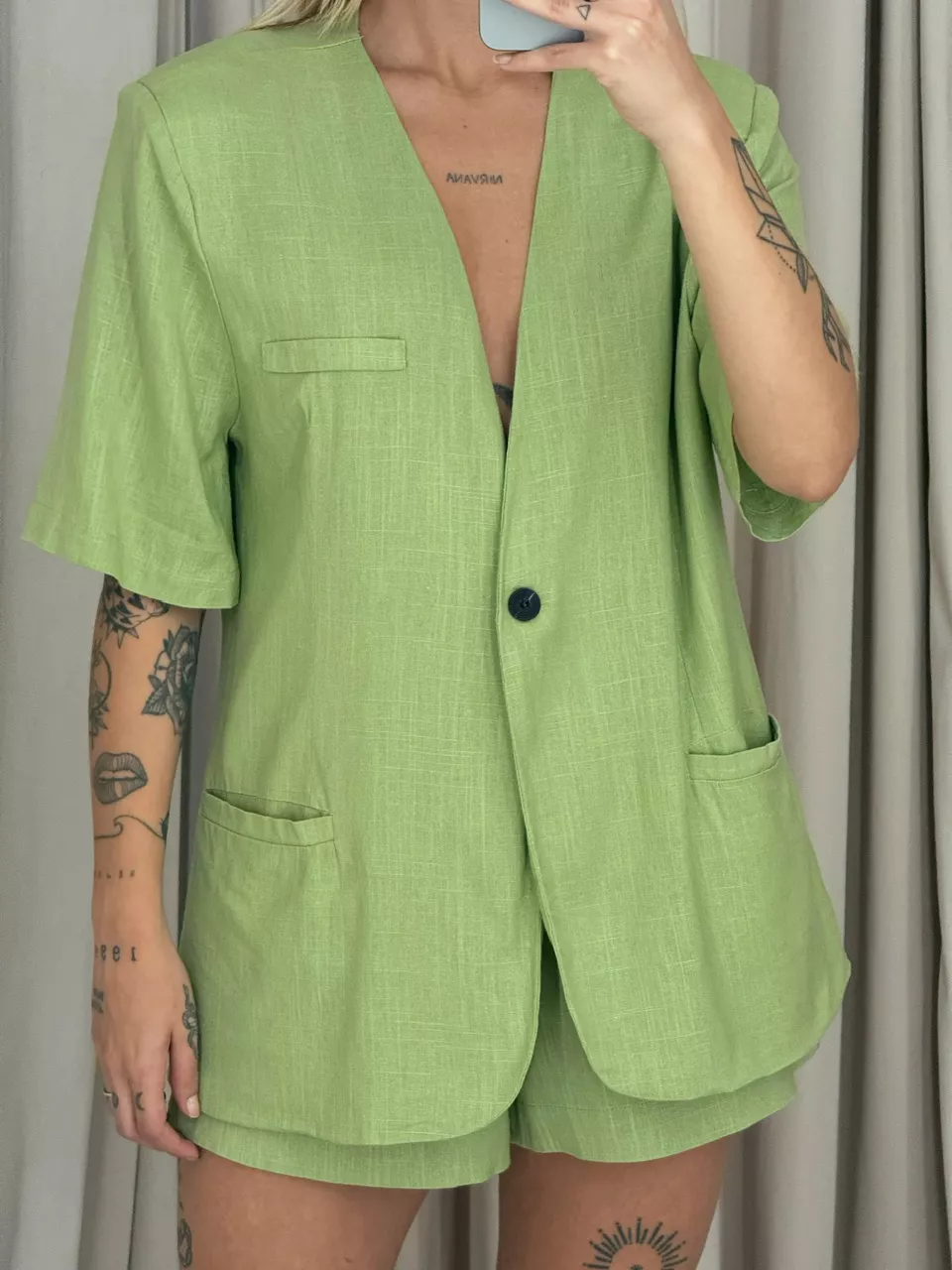 CONJUNTO KAUANY. Short verde