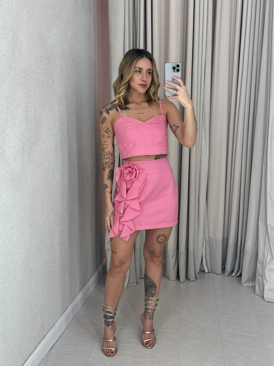 CONJUNTO ELOÁ SAIA FLOR ROSA