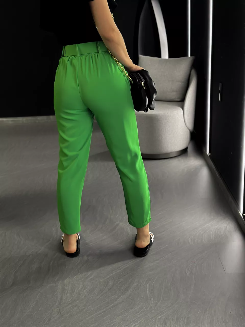 CALÇA LAÍS CINTO PEDRARIA VERDE
